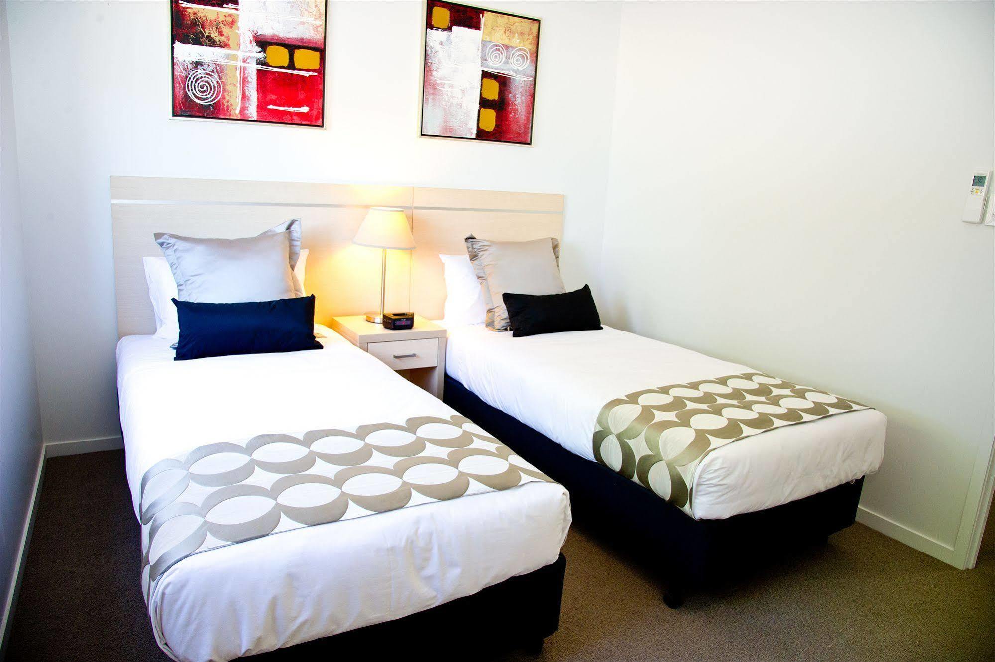 טאונסביל Jacana Apartments מראה חיצוני תמונה
