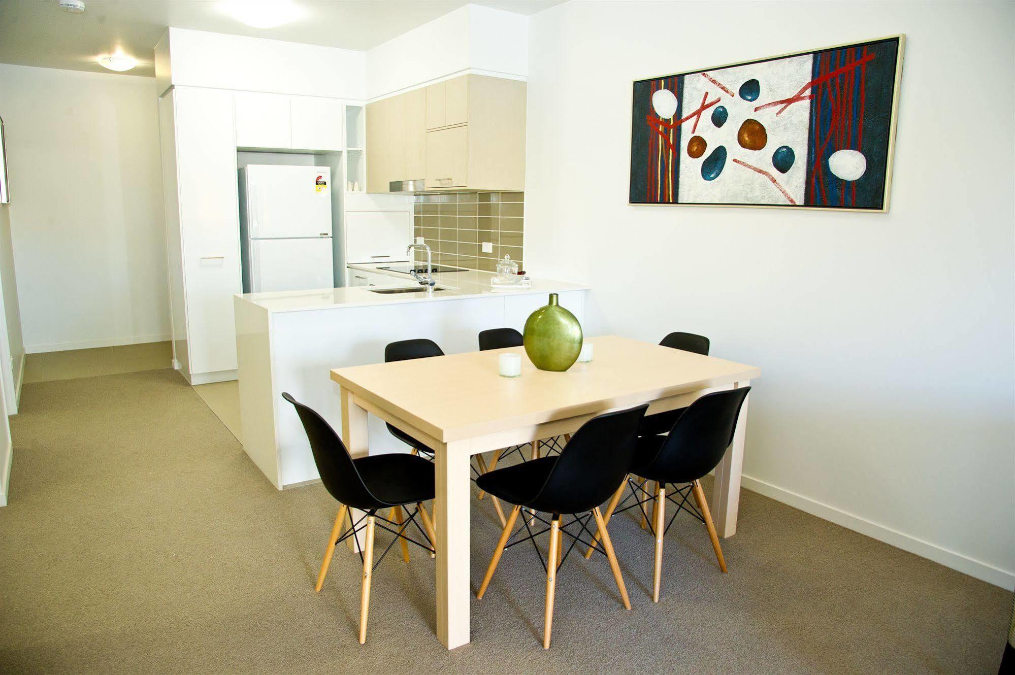 טאונסביל Jacana Apartments מראה חיצוני תמונה